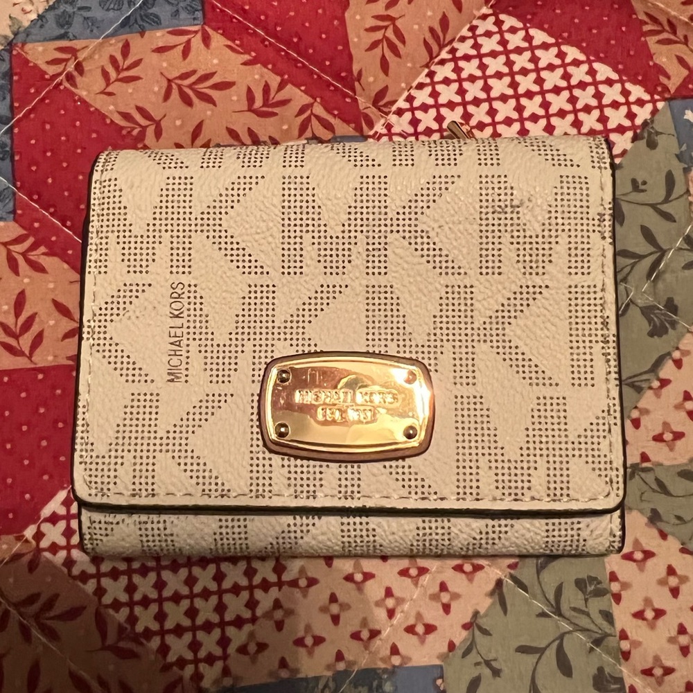 Michael Kors Small Wallet